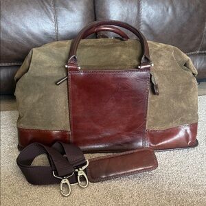 A. Giannetti Elegant Duffel Bag 🧳